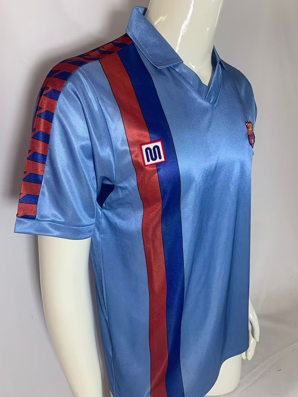 Thumbnail: Barcelona 1987-91 Away Shirt – Sky Blue