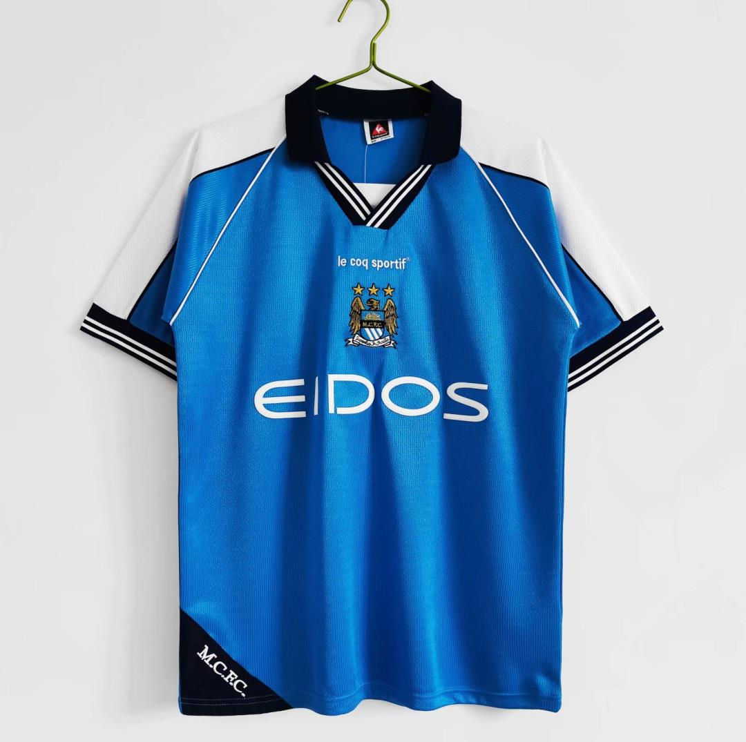 Manchester City 1999-01 home shirt