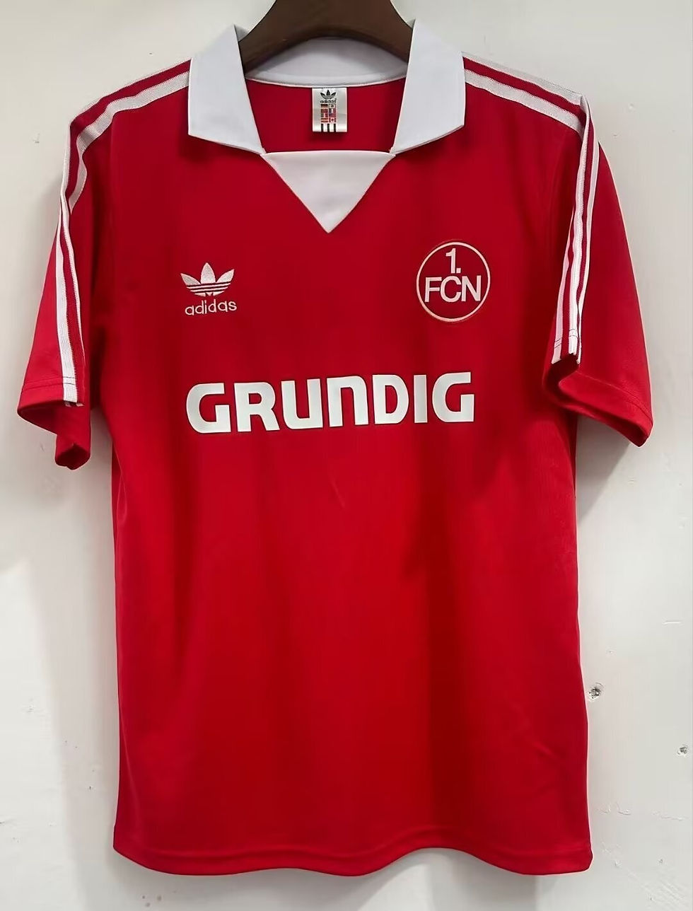 FC Nürnberg 1978-80 Home Retro Shirt GRUNDIG