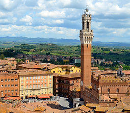Siena,_Tuscany,_Italy-12May2013.jpg