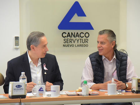 Chucho Nader presenta ventajas competitivas de Tampico como centro de negocios