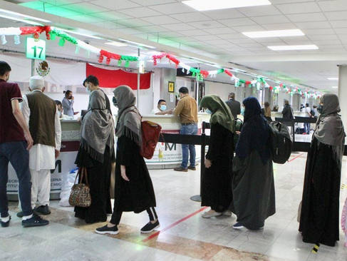 Quinto contingente de refugiados afganos llega a la Ciudad de México