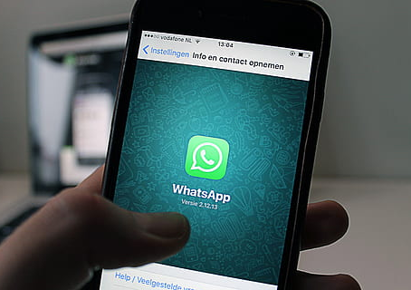 Bloquean cuentas de WhatsApp a talibanes; no deben bloquear la libertad de expresión, responden