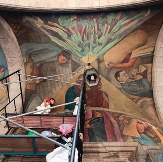 Inician trabajos de restauración de murales de O’Higgins, Campos y Pujol en el Teatro del Pueblo