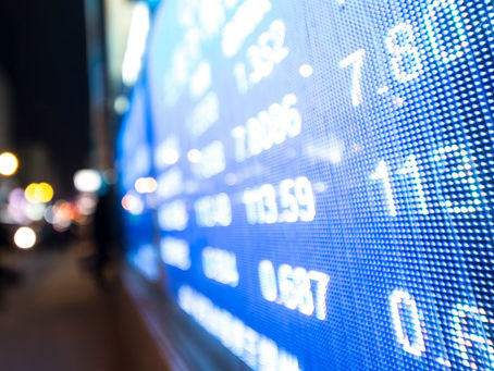 Fitch mantiene en observación negativa la calificación crediticia de EUA