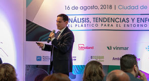 Se compromete industria del plástico por frente sustentable