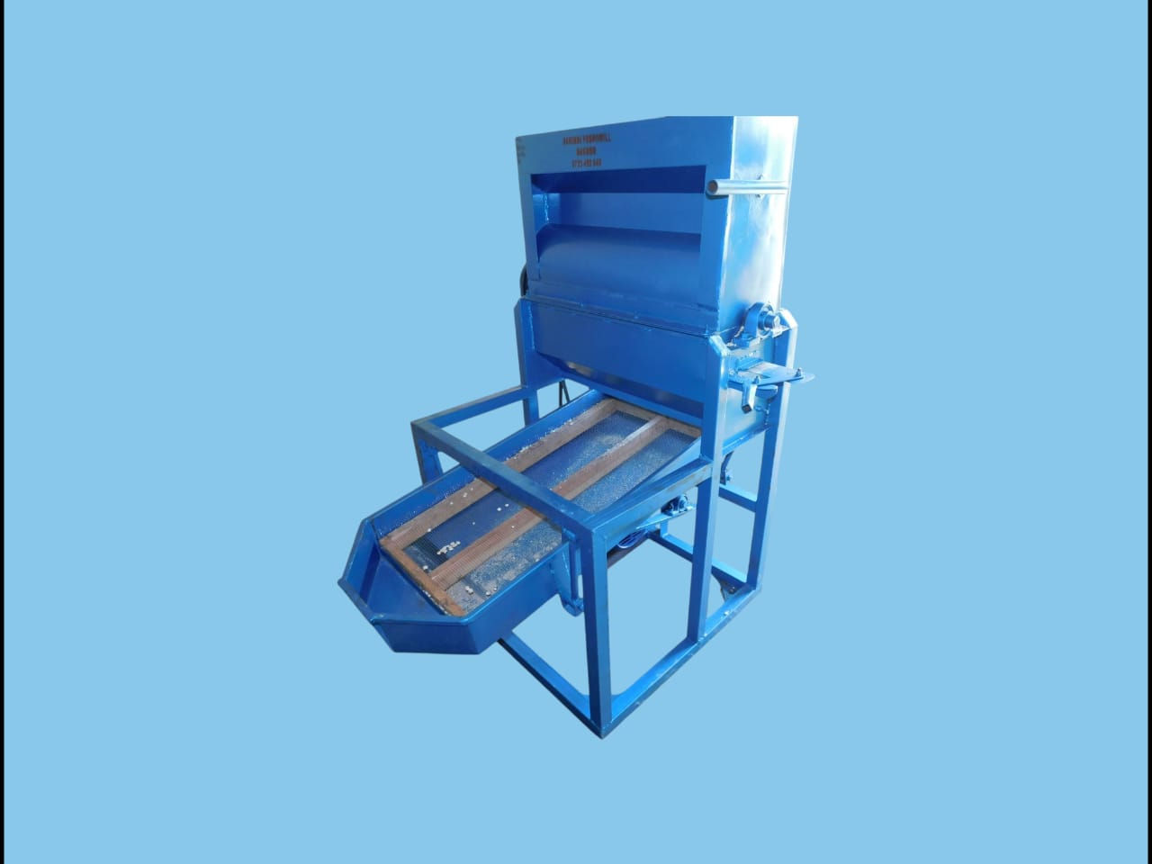 HULLER SHAKER