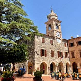 B E L F O R T E D E L C H I E N T I