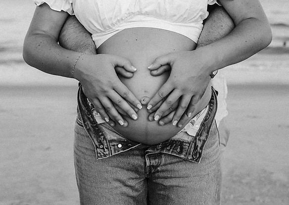 Abbey & Tyler- Maternity-81.jpg