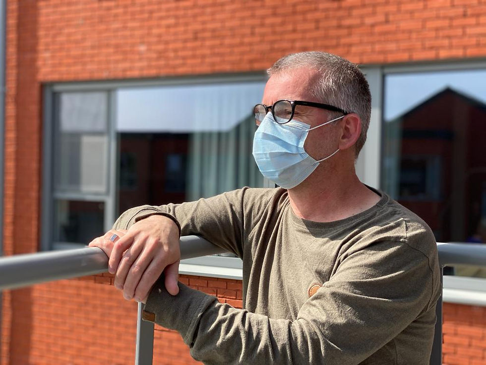 Pastoraal werker Kris (55): ‘Er gewoon zijn en nederig maar constructief luisteren is ook zorgen'