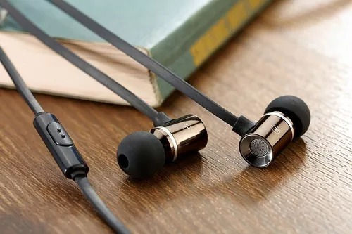Miniatura: Audífonos Alámbricos E&F con Base Metálica HS