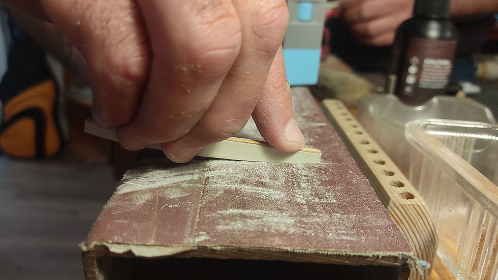 סט-אפ DIY: למה שווה להשתמש בעמדות העבודה של גיטרפיקס