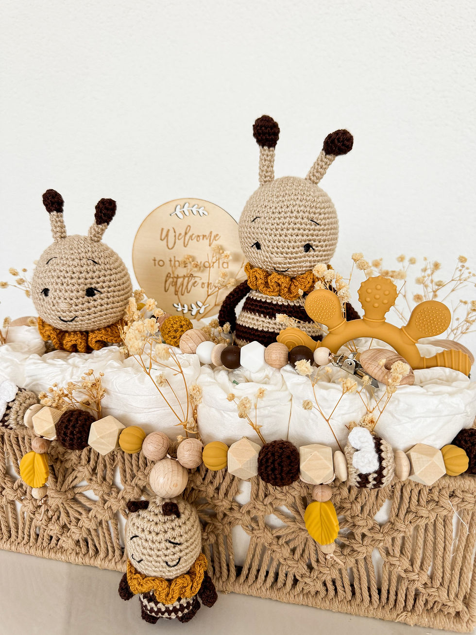 Miniaturbild: Versandfertig Makramee Boho Korb M Biene Willi