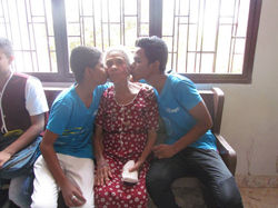 FQSUA-¡Celebremos con los abuelitos!