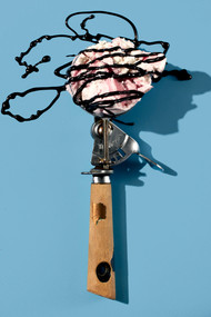 Eiscreme auf einem Eisportionierer Löffel mit Sauce.
Mit modernem Setting.
David Weimann, Fotografie Dernau, Foodfotografie, Werbefotografie, Businessfotograf, Fotograf David Weimann Werbefotograf Lebensmittel Foodfotograf