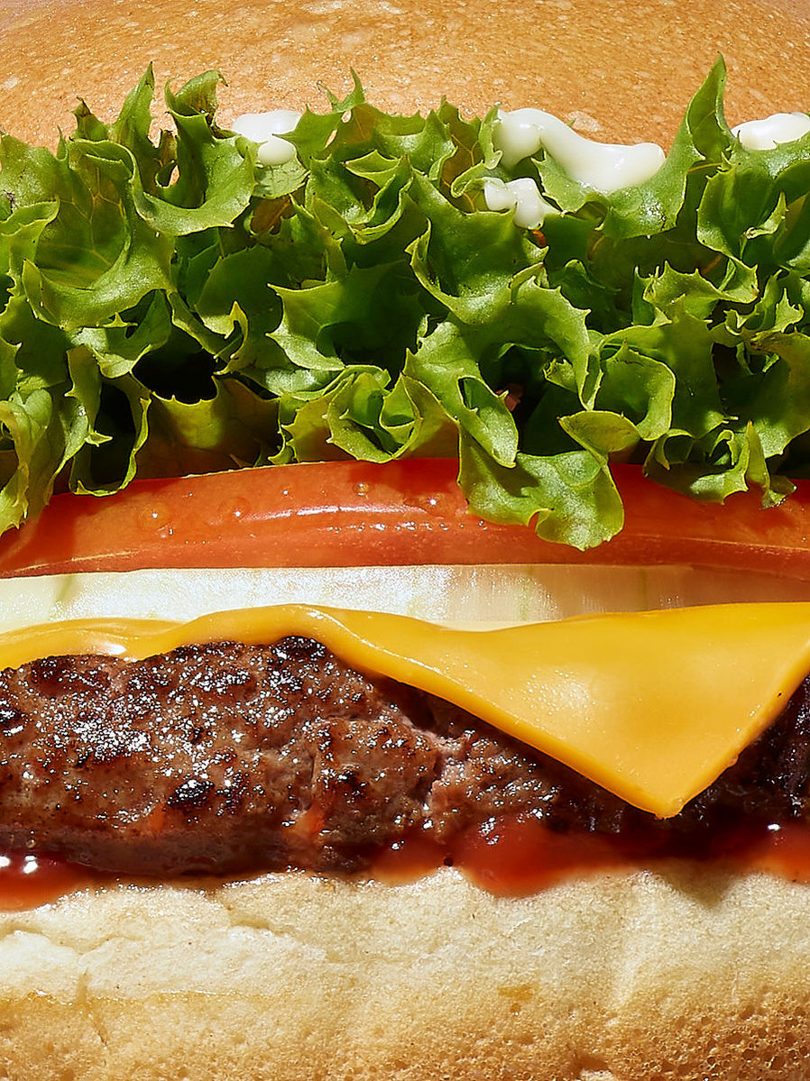 Hamburger Close Up werbekampagne für Lieferando
Foodfotograf David Weimann