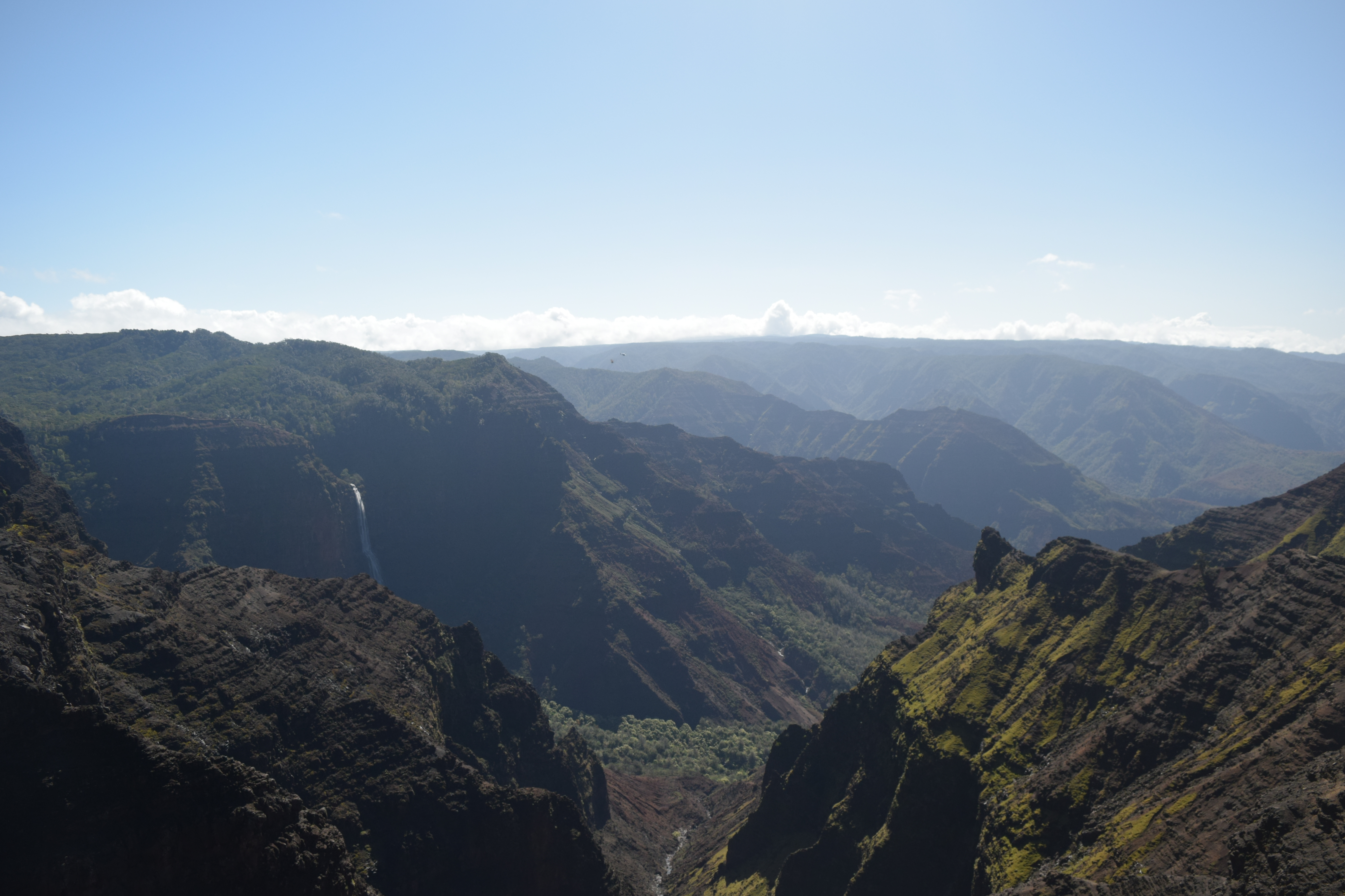 A glimpse of the falls