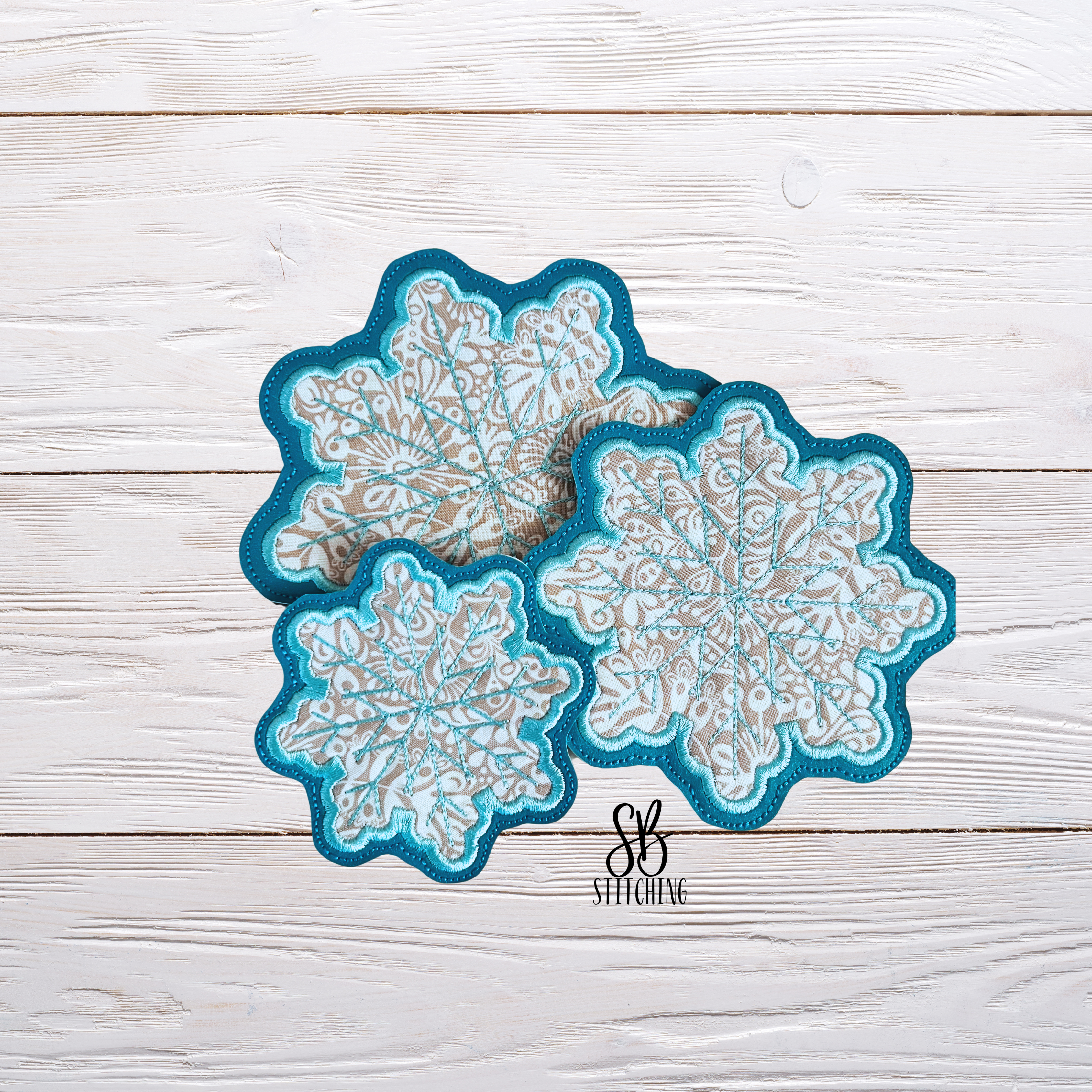 Snowflake Applique Coaster Embroidery Design