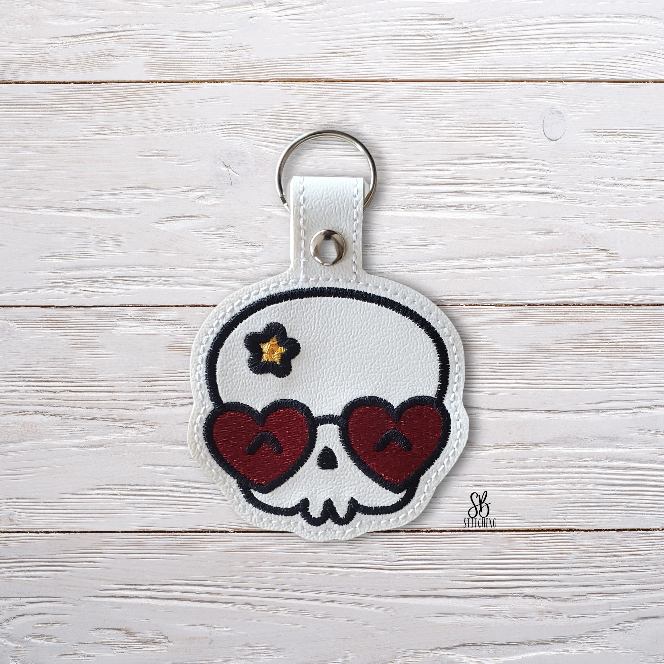 Skull Love Snaptab Machine Embroidery Design