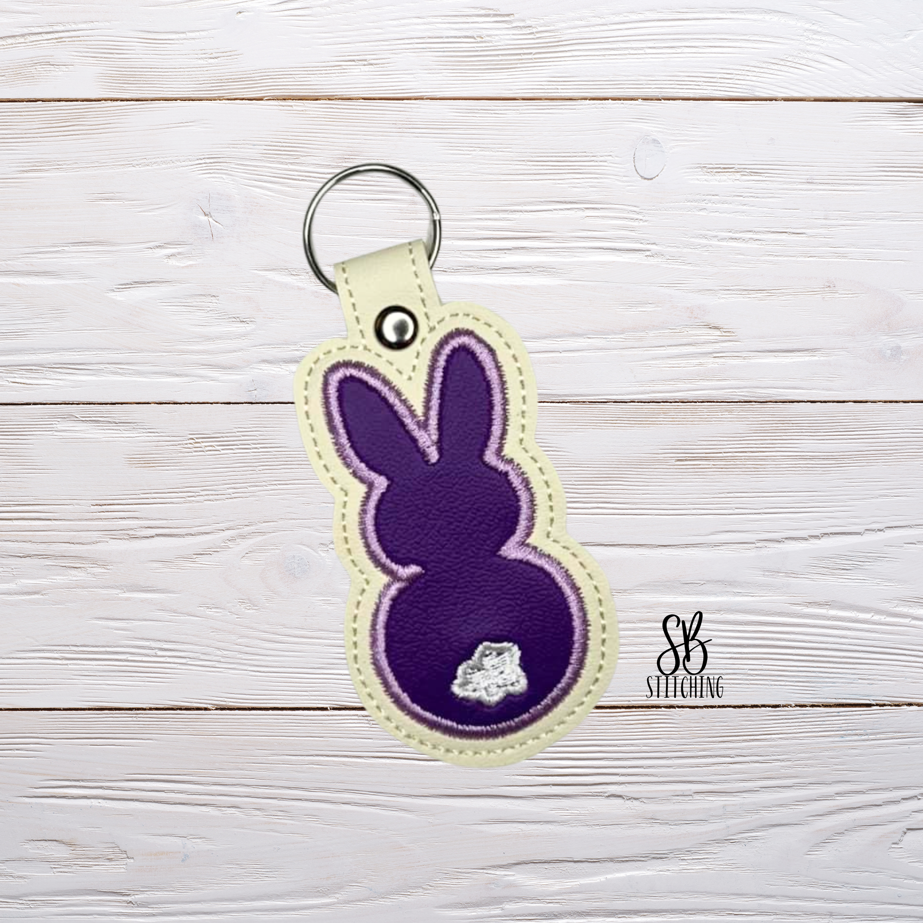 Bunny Snaptab Embroidery Design