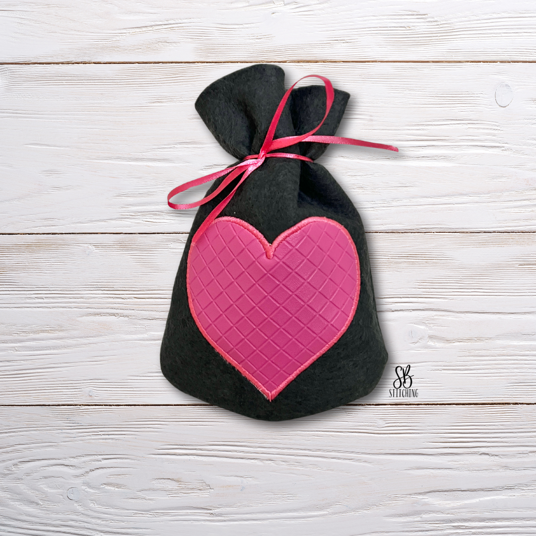 Heart (Applique) Snack Bag Machine Embroidery Design