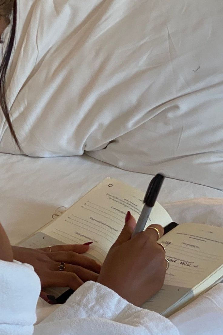 The 3 Journalling Prompt Books You Should Try Out