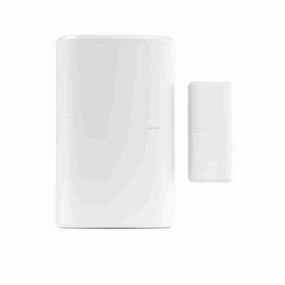 SNZB-04P Zigbee sensor kapiya monte edilmis hali. 20mm kurulum mesafesi. Yuksek hassasiyetli algilama.