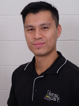 Huy Dang Headshot