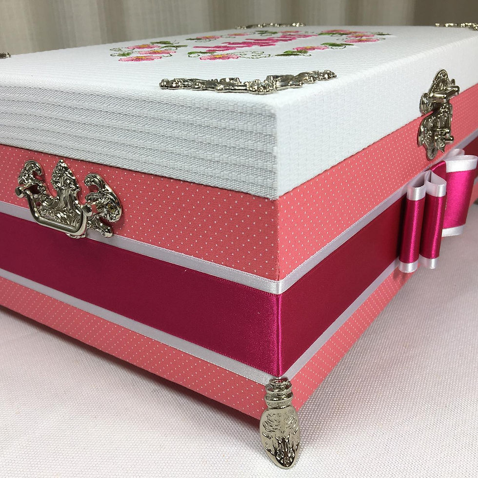 Caixa para PET personalizada