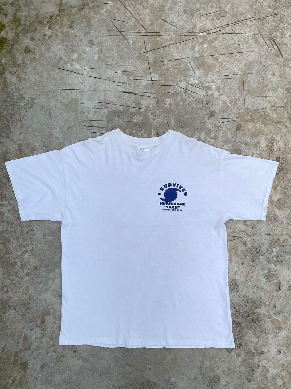 VTG 2004 HURRICANE SURVIVED TEE