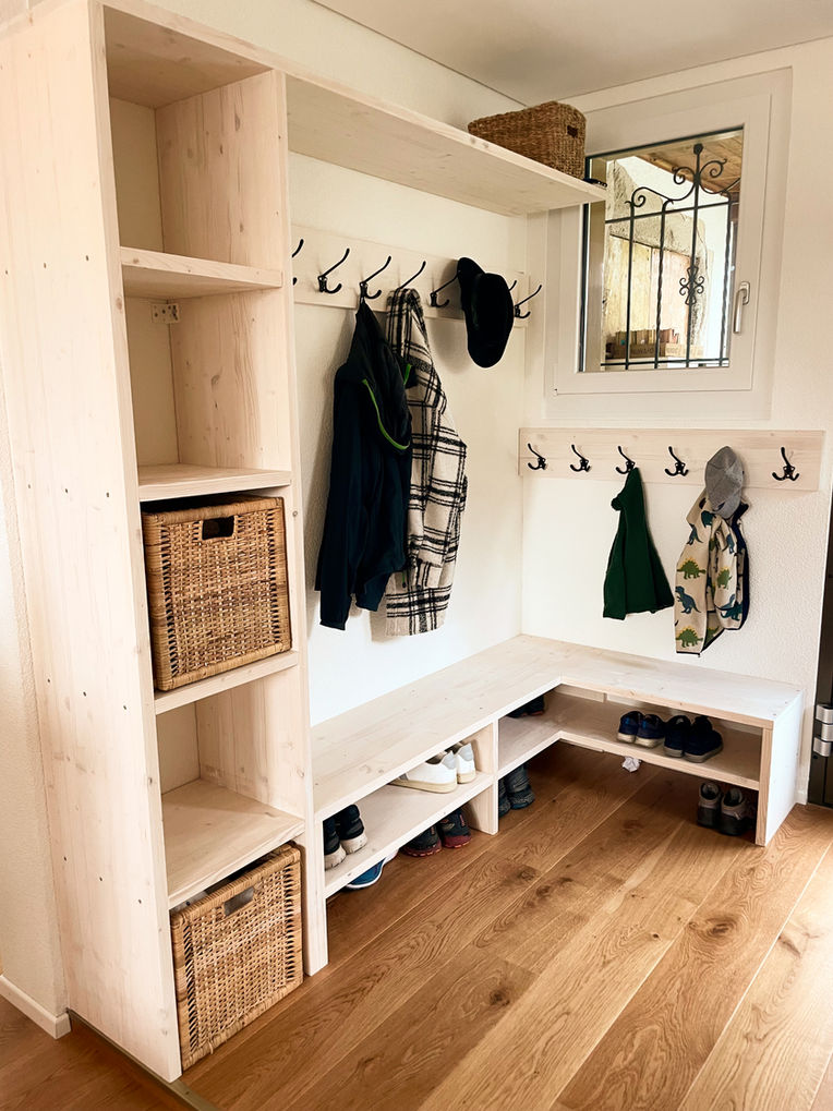 Garderobe Wikon