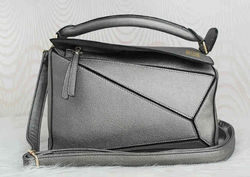 Flores Puzzle_sempret_size 30x13x19_abu abu