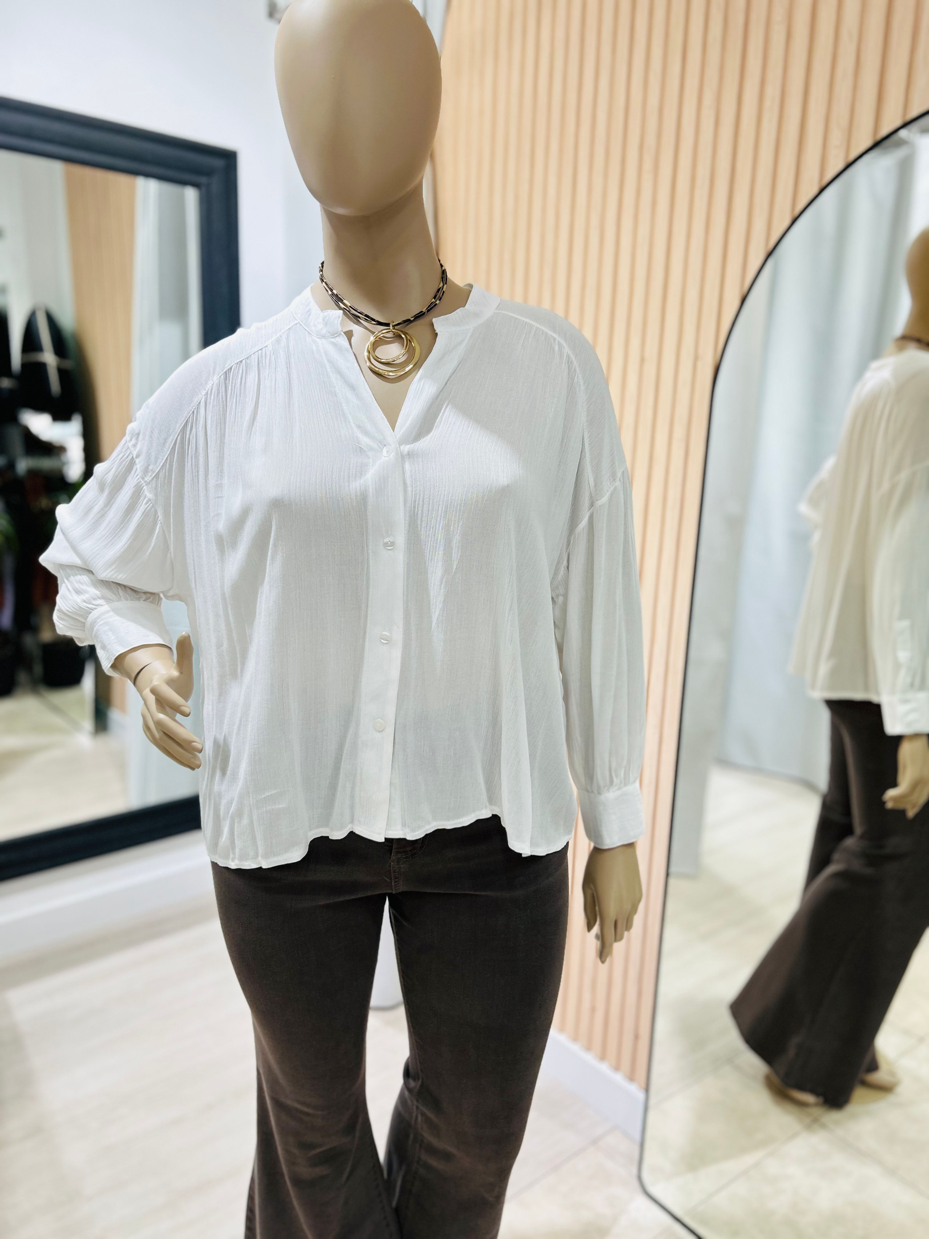 Blusa V bambula $31.300 transferencia 