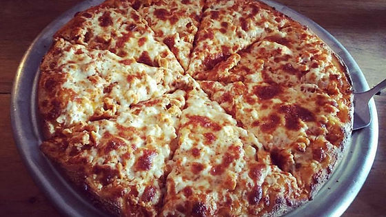 Buffalo Chicken Pizza- 4 cut