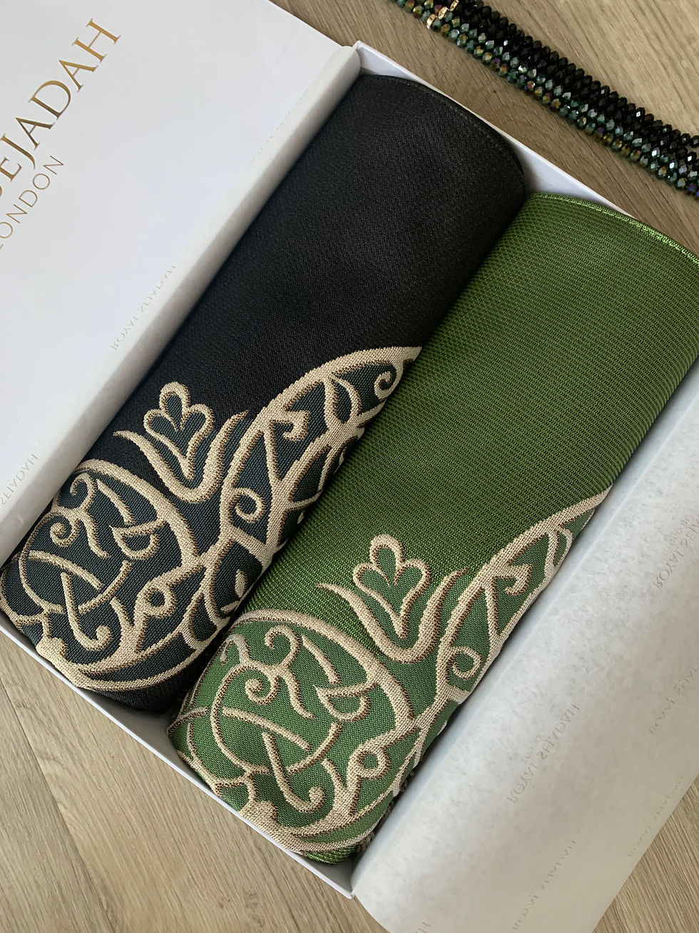 Thumbnail: Copy of Royal Sejadah - Couples' Luxury Prayer Mats - Prayer Rug - Janamaz 