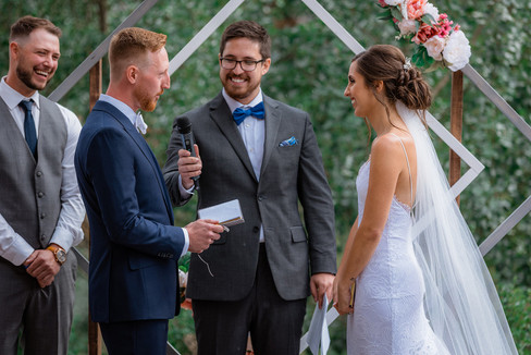 groom reading his vows