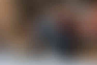 Winter family photos with mom dad and son