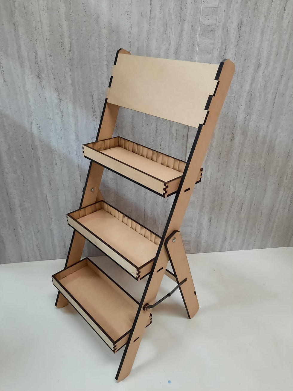 Miniatura: Escalera expositora