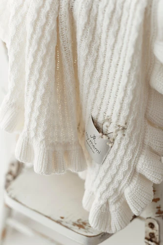 Bamboo Blanket with a frill 85 X 105 any anne