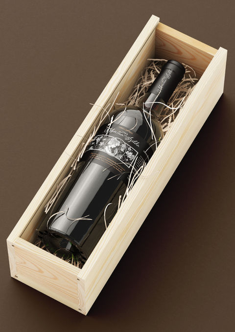menina-izilda-wine-label-design2.jpg