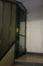 porte d'entrée hall d'immeuble