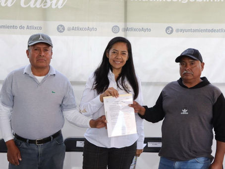 ARIADNA AYALA, PRESIDENTA DE ATLIXCO, DIGNIFICA CAMINO ESCOLAR Y VECINAL EN LOMAS DE AXOCOPAN, UNA OBRA CON SENTIDO SOCIAL.