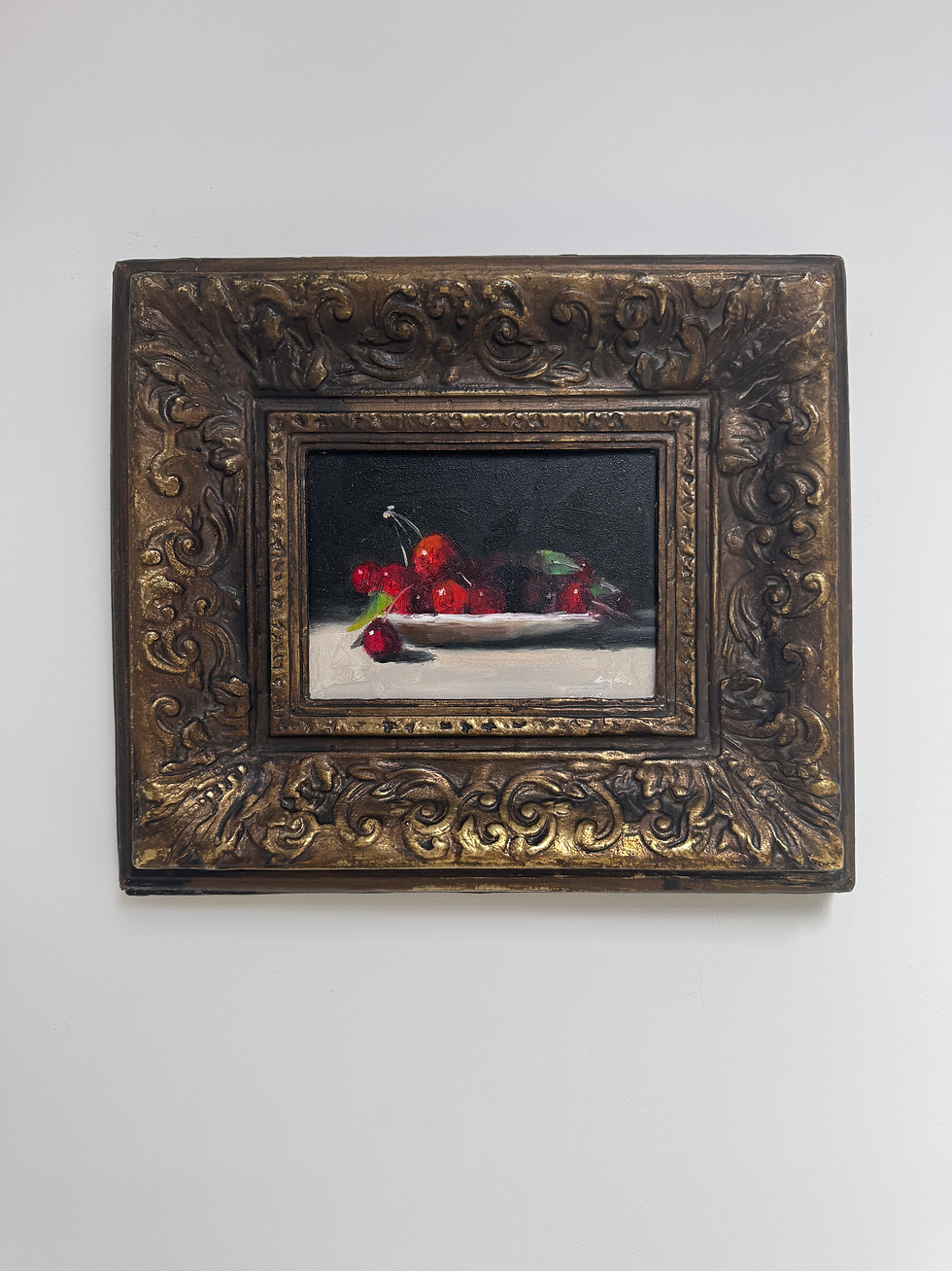 Thumbnail: Cherries on a plate