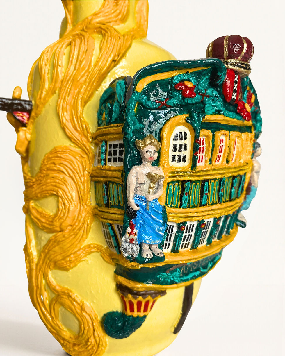 Thumbnail: The Sides of the VOC Vase