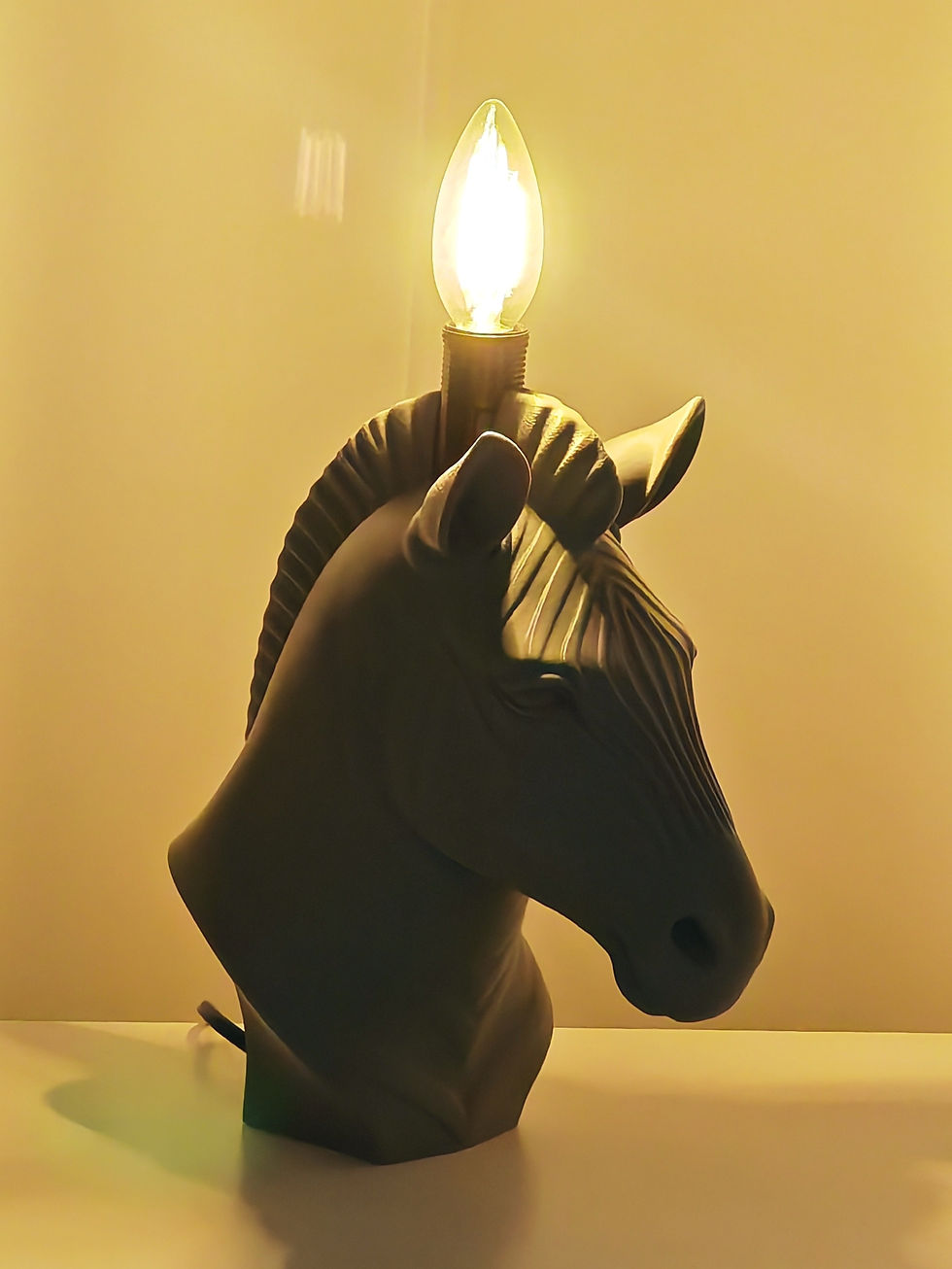 Thumbnail: Zebra Head Table Lamp