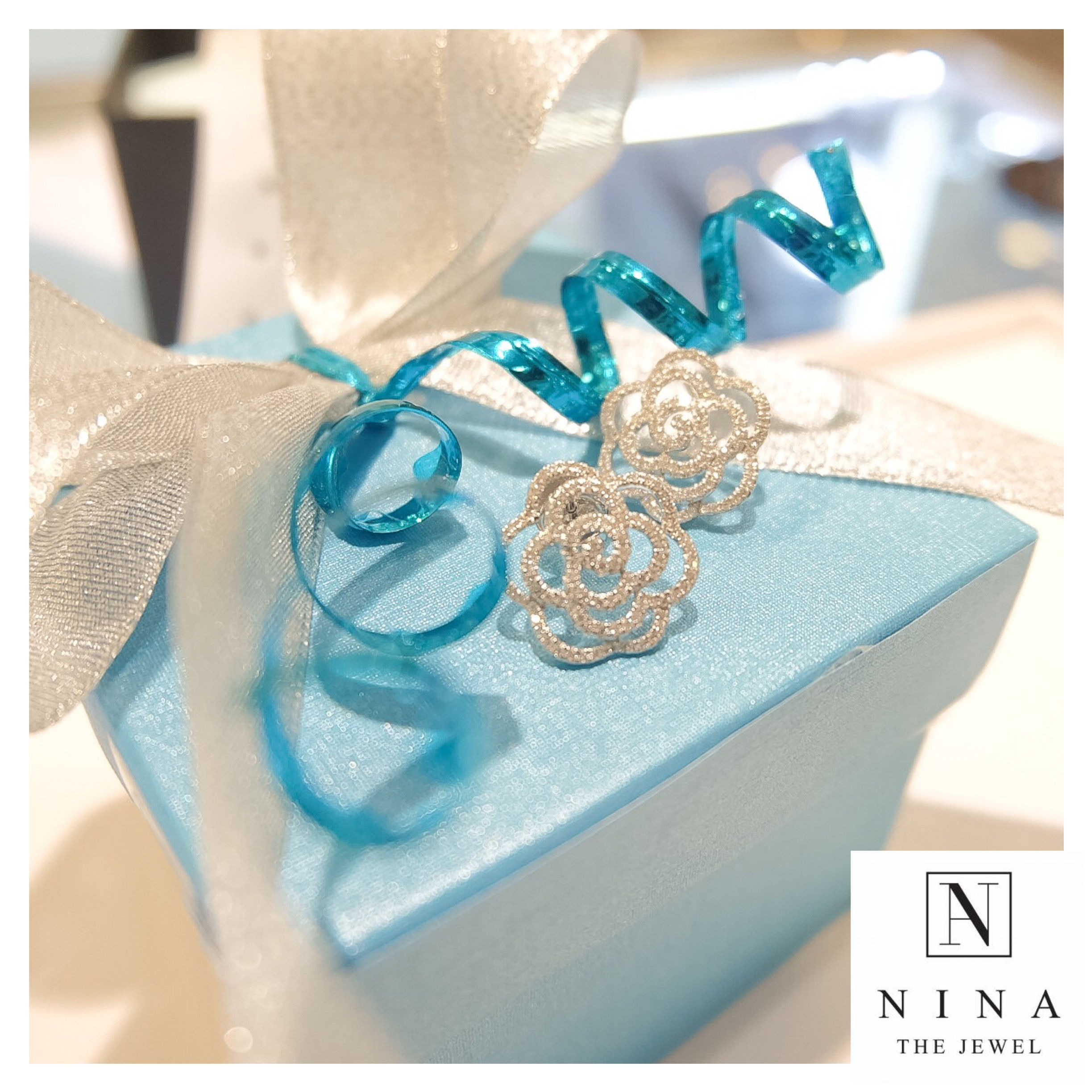 Sweetie Rose earrings