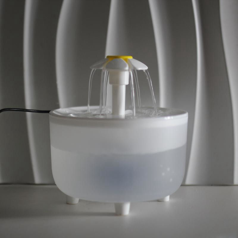 Thumbnail: Automatic Cat Water Fountain