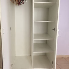 8. Armoire.JPG