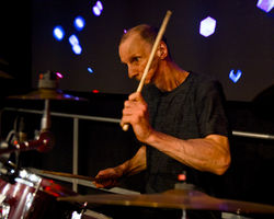 tom_02