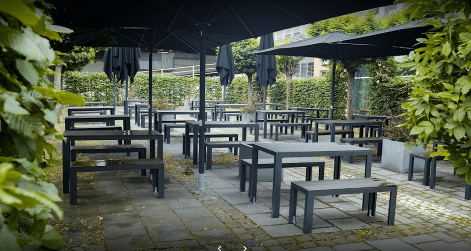 Aussenterrasse sitzplätze catering event